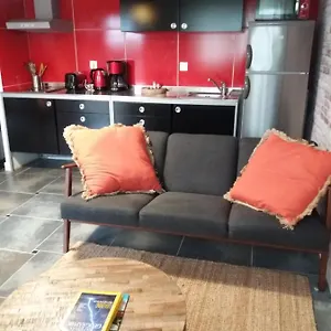 Avec Parking Privé Et Terrasse, Proche Jardin Botanique Brest
